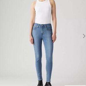 Levi's 721 High Rise Skinny Jean